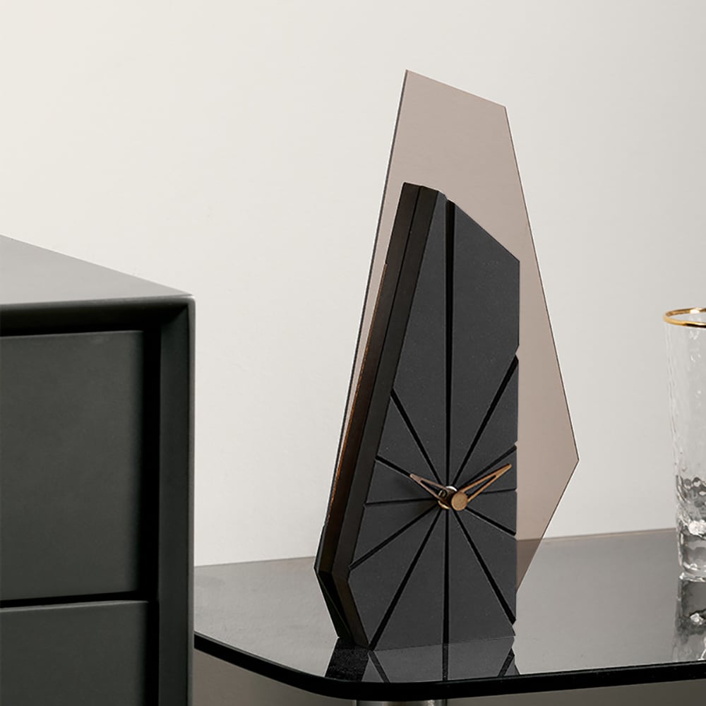 Geometrika Design Uhr