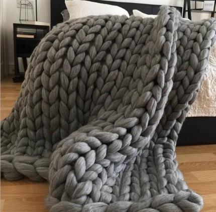 Bunte Wellenkuscheldecke