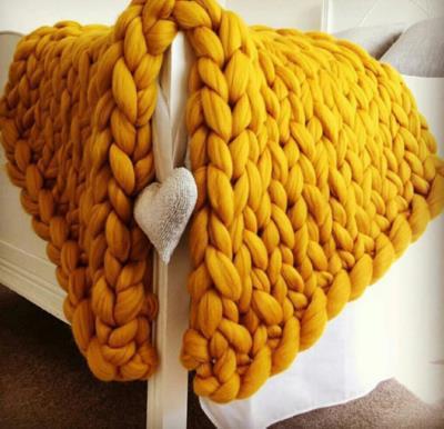 Bunte Wellenkuscheldecke