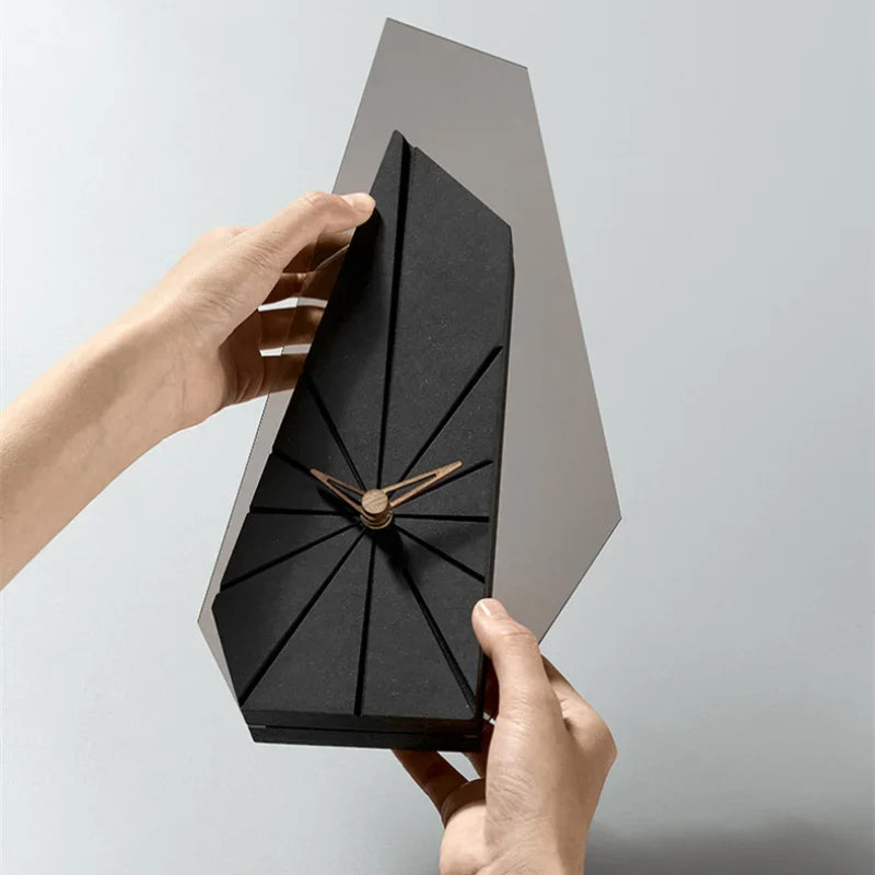 Geometrika Design Uhr