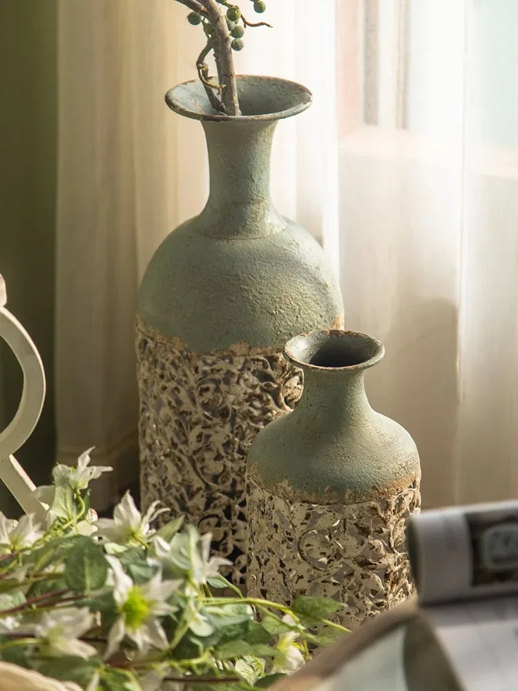 Retro Eisenvase